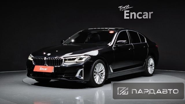 BMW 5 Series (G30)
