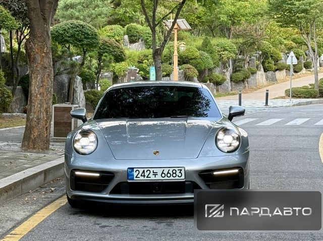 Porsche 911(992)