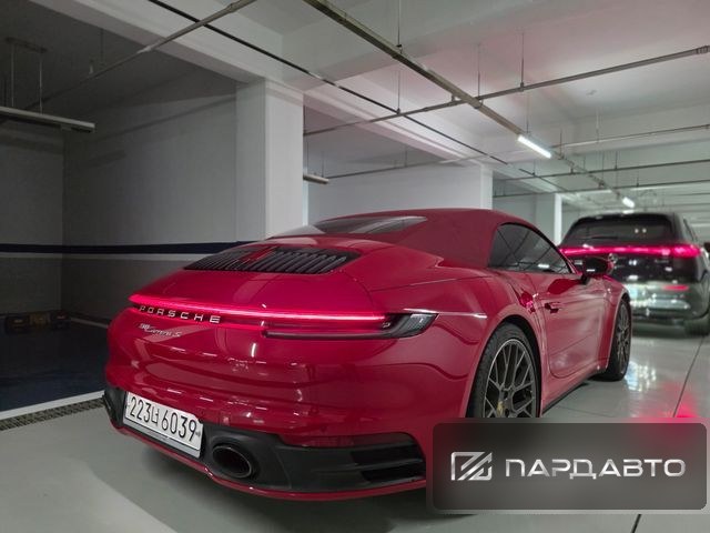 Porsche 911(992)
