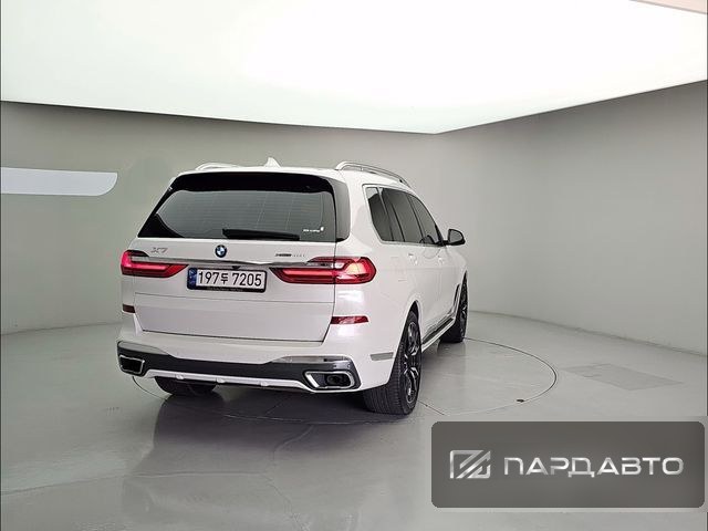 BMW X7 (G07)