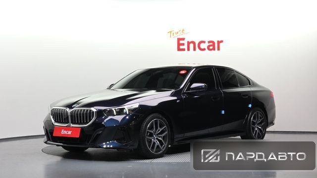 BMW 5 Series (G60)