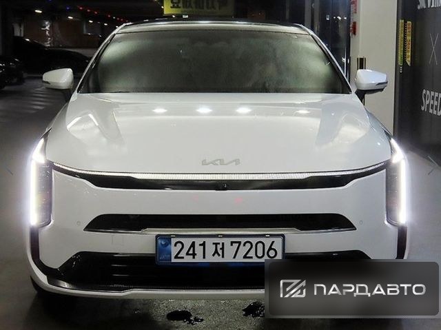 Kia K8 (GL3)
