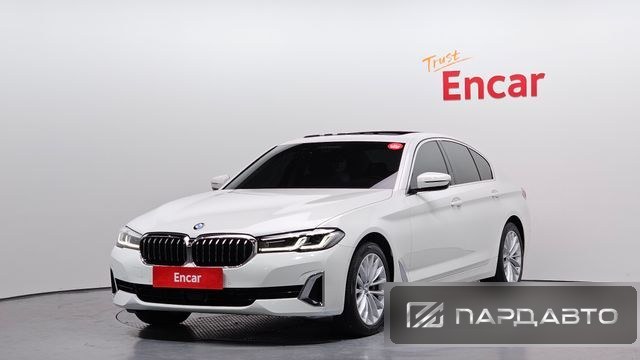 BMW 5 Series (G30)