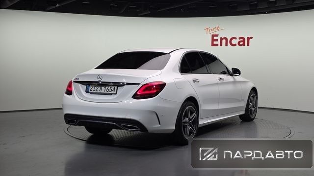 Mercedes-Benz C-Class (W205)