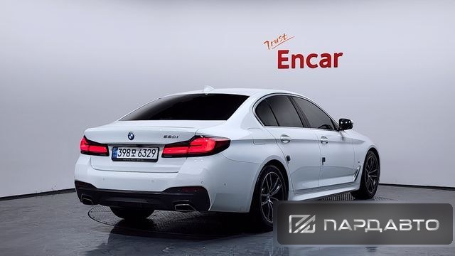 BMW 5 Series (G30)