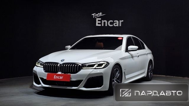 BMW 5 Series (G30)