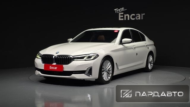 BMW 5 Series (G30)