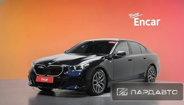 BMW 5 Series (G60)