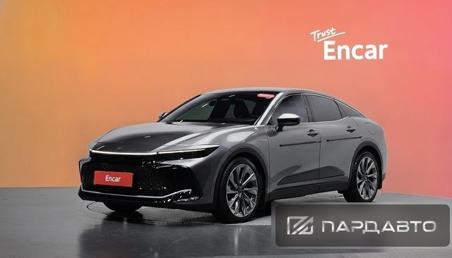 Toyota Crown Crossover