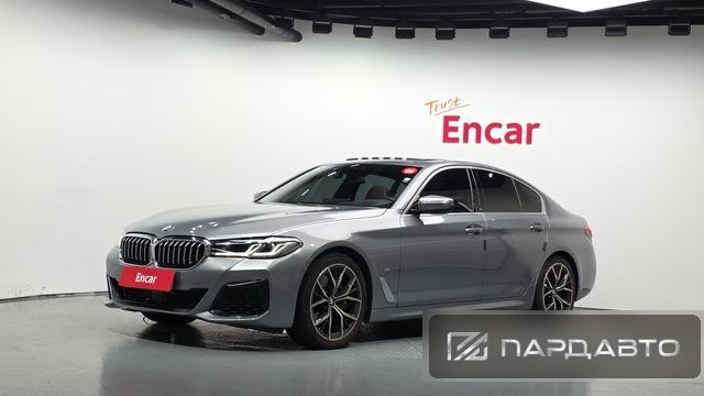 BMW 5 Series (G30)