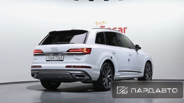 Audi Q7 (4M)