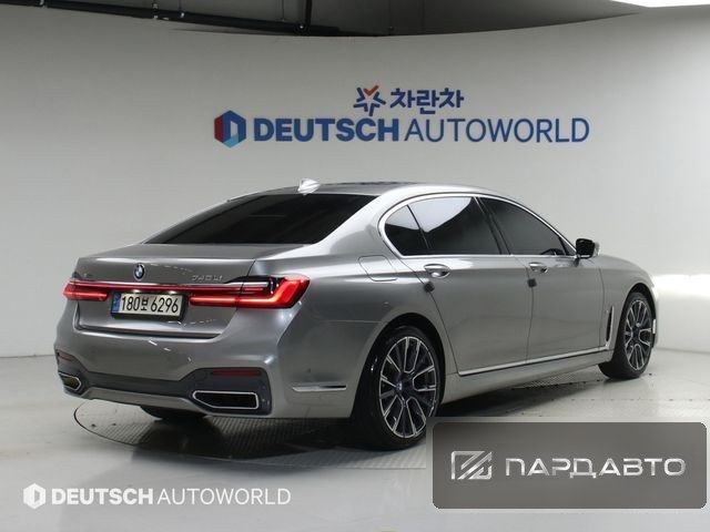 BMW 7 Series (G11)