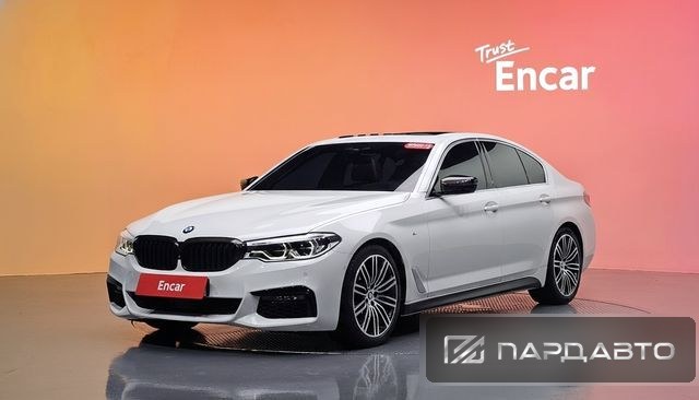 BMW 5 Series (G30)