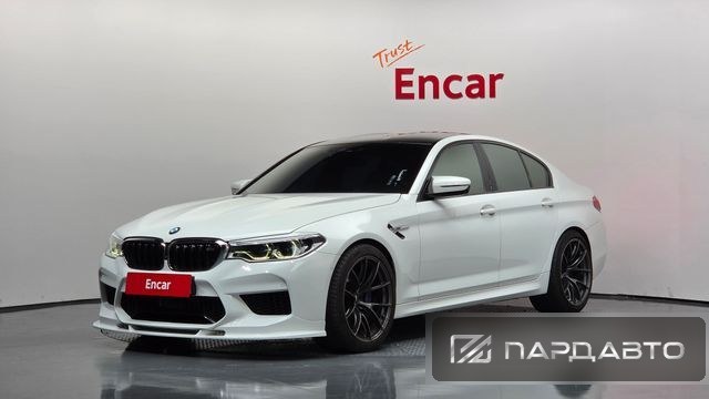 BMW M5 (F90)