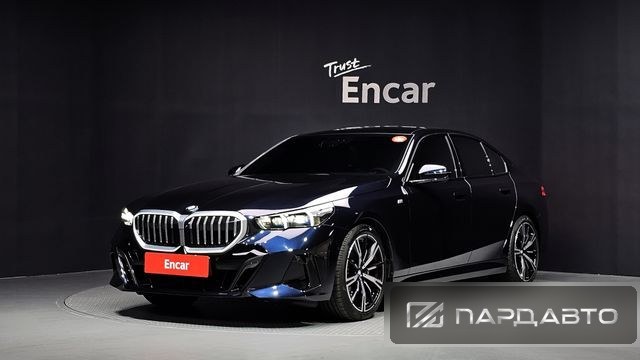 BMW 5 Series (G60)