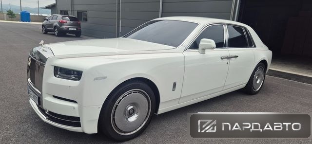 Rolls-Royce Phantom