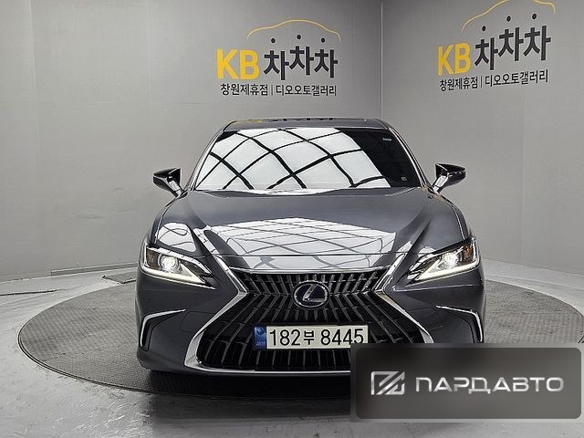 Lexus ES300h