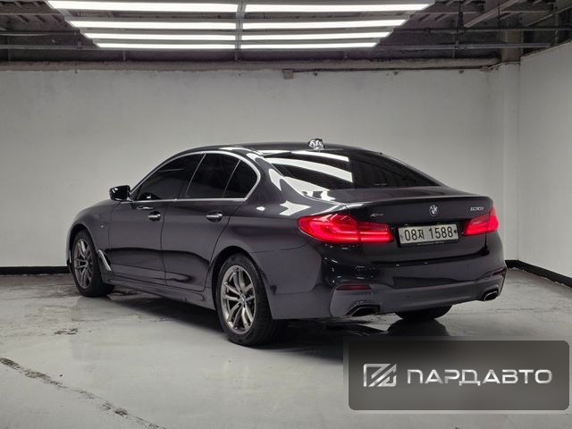 BMW 5 Series (G30)