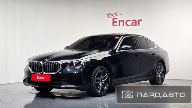 BMW 5 Series (G60)
