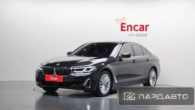 BMW 5 Series (G30)