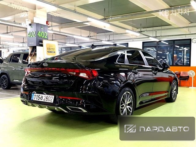 Kia K5 (DL3)