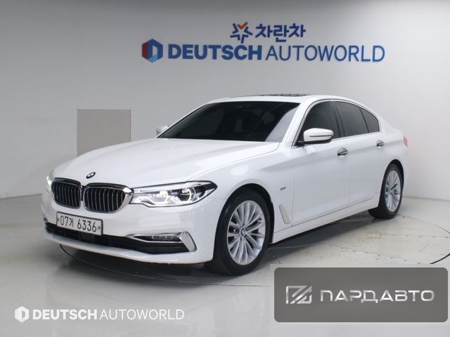 BMW 5 Series (G30)