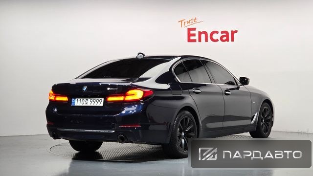 BMW 5 Series (G30)