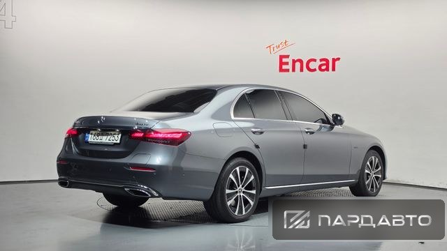 Mercedes-Benz E-Class (W213)