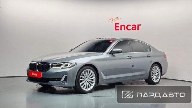 BMW 5 Series (G30)
