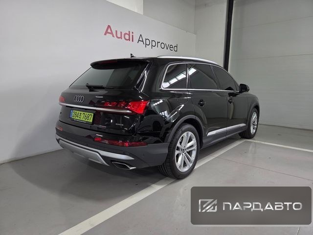 Audi Q7 (4M)