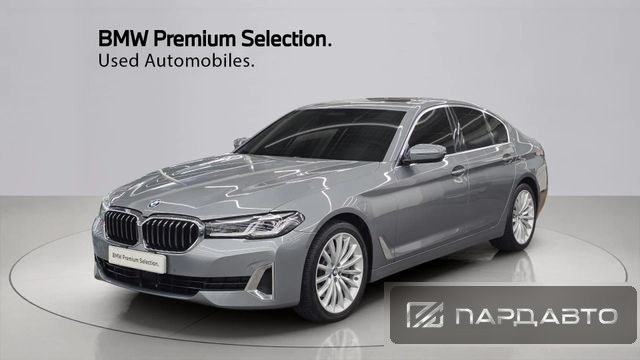 BMW 5 Series (G30)