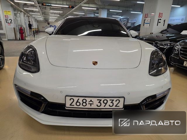 Porsche Panamera (971)