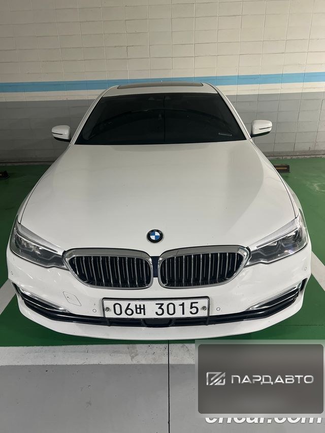 BMW 5 Series (G30)