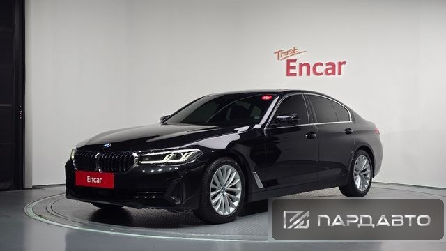 BMW 5 Series (G30)