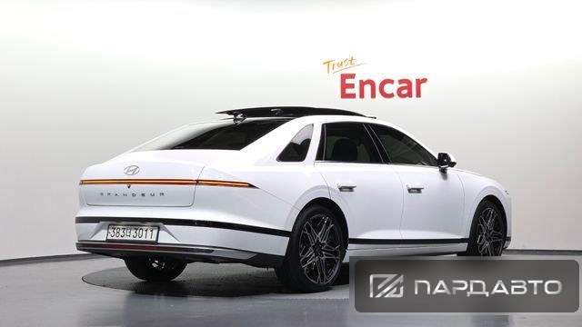 Hyundai Grandeur (GN7)