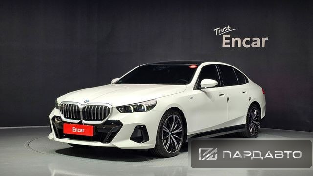 BMW 5 Series (G60)