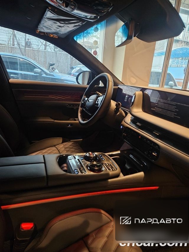 Genesis G90 (RS4)