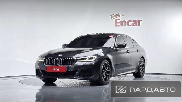 BMW 5 Series (G30)