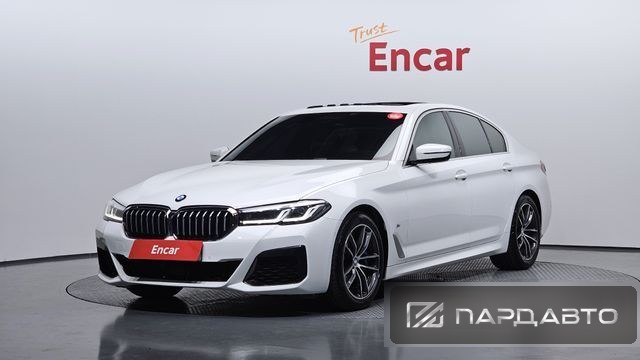 BMW 5 Series (G30)