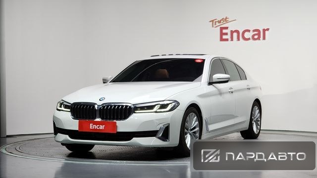 BMW 5 Series (G30)