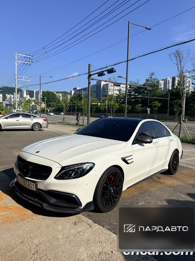 Mercedes-Benz C-Class (W205)