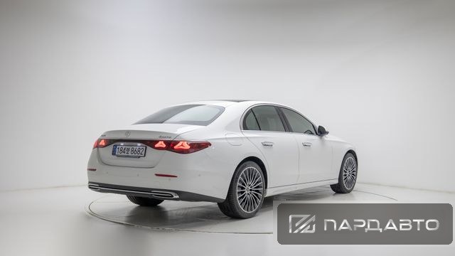 Mercedes-Benz E-Class (W213)