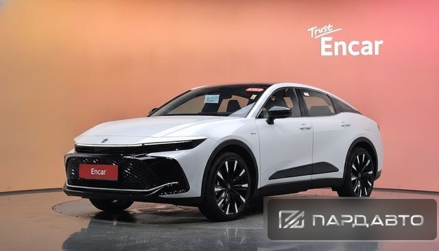 Toyota Crown Crossover