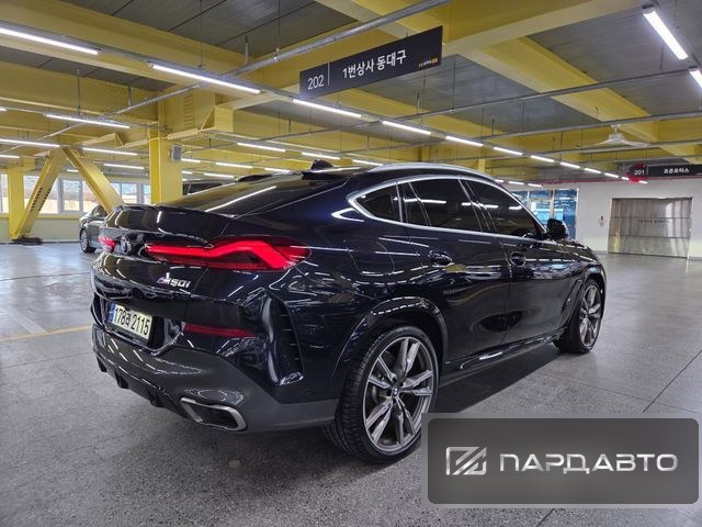 BMW X6 (G06)