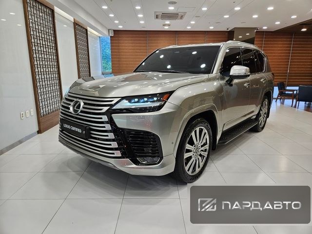 Lexus LX