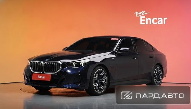 BMW 5 Series (G60)