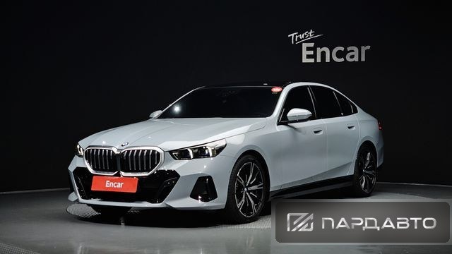 BMW 5 Series (G60)