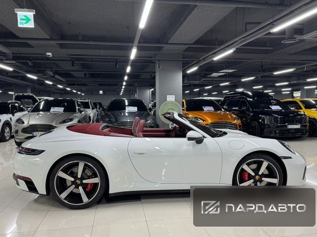 Porsche 911(992)