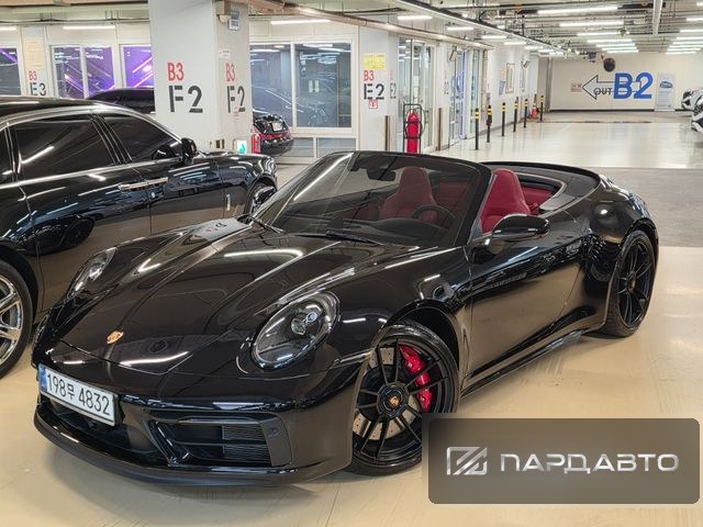 Porsche 911(992)