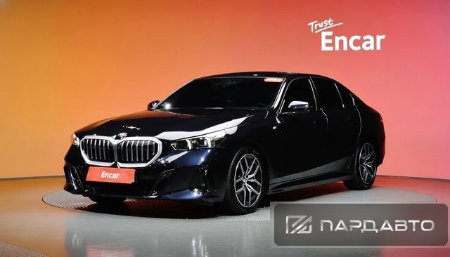 BMW 5 Series (G60)